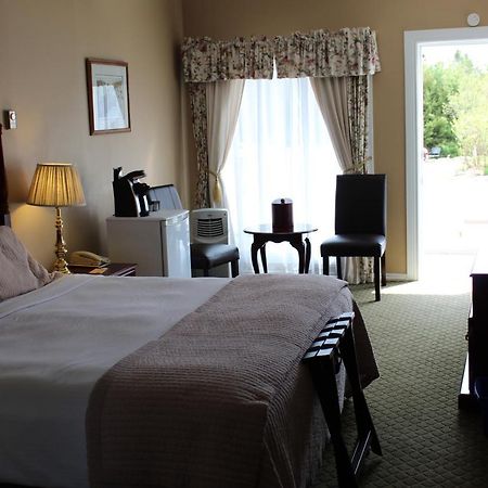 Tara Manor Inn St. Andrews By The Sea Exterior foto