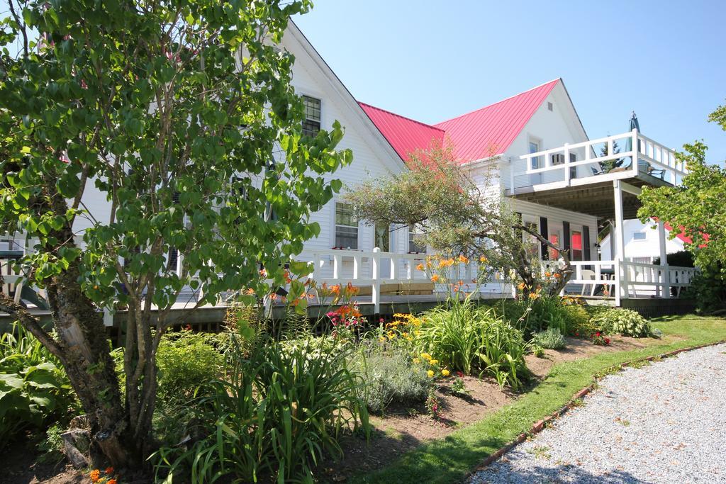 Tara Manor Inn St. Andrews By The Sea Exterior foto