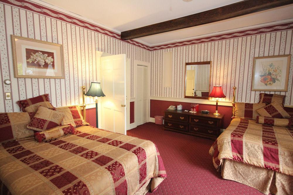Tara Manor Inn St. Andrews By The Sea Exterior foto