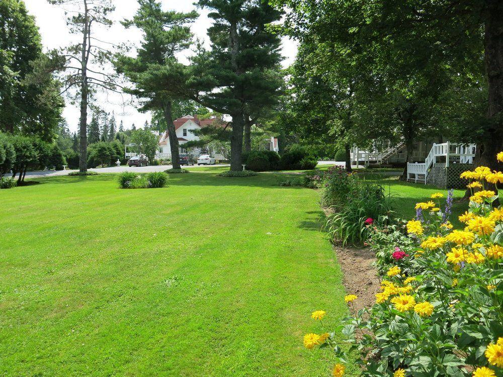 Tara Manor Inn St. Andrews By The Sea Exterior foto
